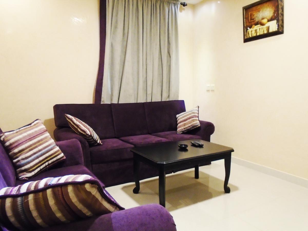 Aparthotel مساكن النايفات للوحدات السكنيه المفروشه *